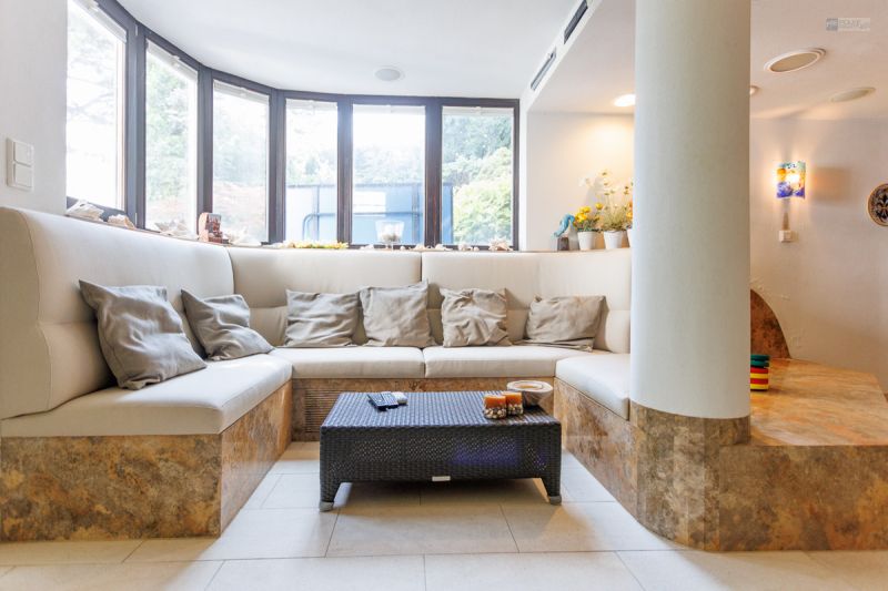 GROZGIGER FAMILIENWOHNSITZ AM HEUBERG IN RUHELAGE MIT INDOORPOOL, WELLNESS, GARTEN & WIEN-BLICK /  / 1170 Wien, Hernals / Bild 6