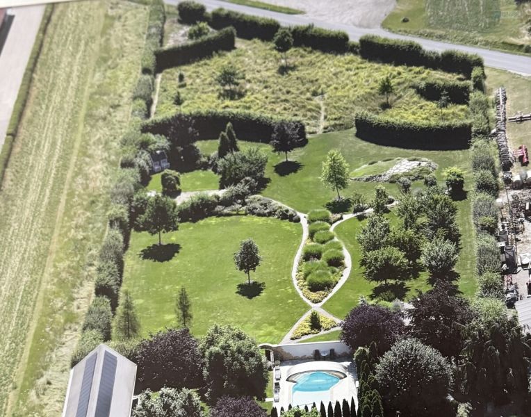GARTENPARADIES   -  9.000 M� - 
LANDHAUS IN PARKLANDSCHAFT  
NUR 30 MINUTEN VON WIEN /  / 2123&nbsp;Kronberg / Bild 1
