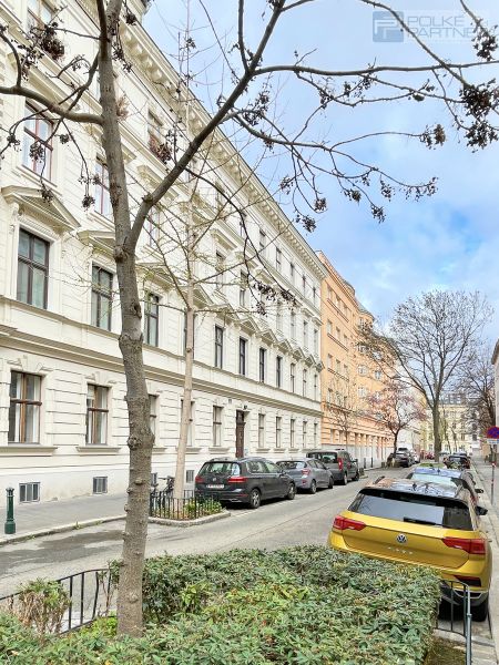 LEBEN IM SERVITENVIERTEL