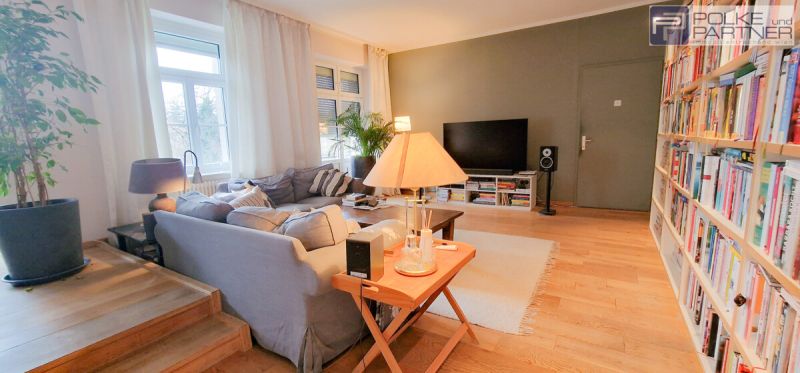 CHARMANTE ETAGE IM OBERGESCHOSS EINES ZWEIFAMILIENHAUSES MIT TERRASSE & GROSSEM GARTENPARADIES /  / 2380&nbsp;Perchtoldsdorf / Bild 2