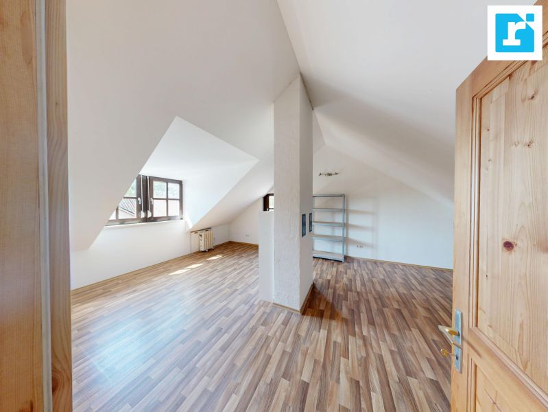 Ein Haus f�r viele Ideen ? gro�z�giges Wohnen mit Innenhof in D�rnbach /  / 7472&nbsp;D�rnbach im Burgenland / Bild 9