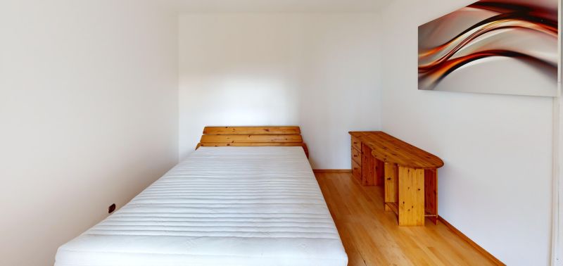 Sonnige Etagenwohnung mit Balkon und Parkplatz ! /  / 8047 Graz / Bild 3