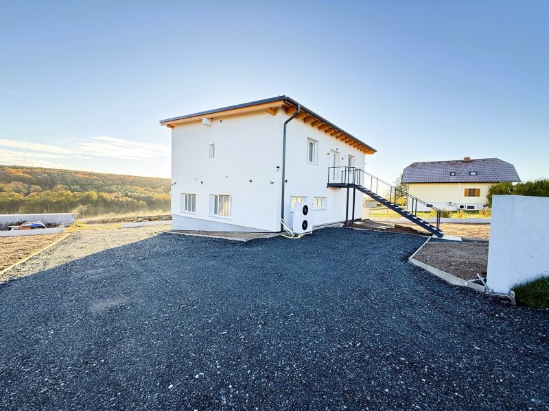 Neuwertiges Einfamilienhaus mit Fernblick & XXL-Keller /  / 7503&nbsp;Miedlingsdorf / Bild 4