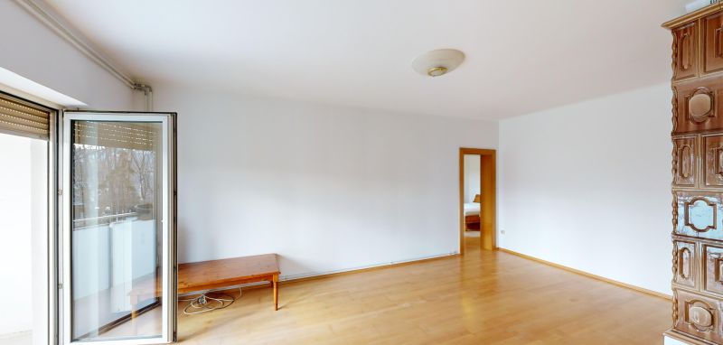 Sonnige Etagenwohnung mit Balkon und Parkplatz ! /  / 8047 Graz / Bild 2