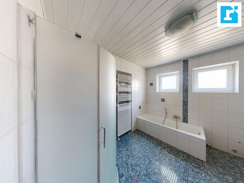 Ein Haus f�r viele Ideen ? gro�z�giges Wohnen mit Innenhof in D�rnbach /  / 7472&nbsp;D�rnbach im Burgenland / Bild 9
