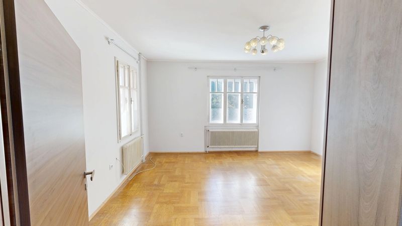 Wohnhaus mit Garten in Graz: viel Platz f�r Ihre Ideen /  / 8055&nbsp;Graz / Bild 0