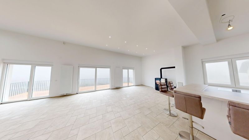 Neuwertiges Einfamilienhaus mit Fernblick & XXL-Keller /  / 7503&nbsp;Miedlingsdorf / Bild 2