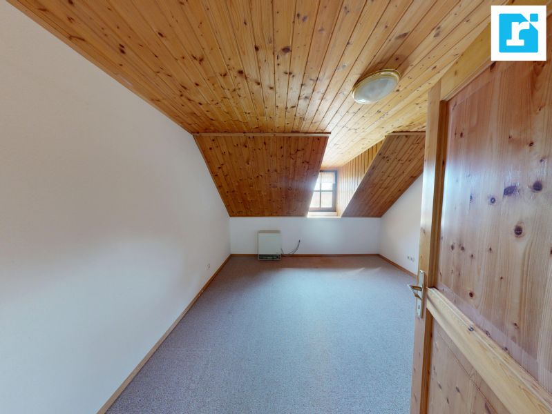 Ein Haus f�r viele Ideen ? gro�z�giges Wohnen mit Innenhof in D�rnbach /  / 7472&nbsp;D�rnbach im Burgenland / Bild 12