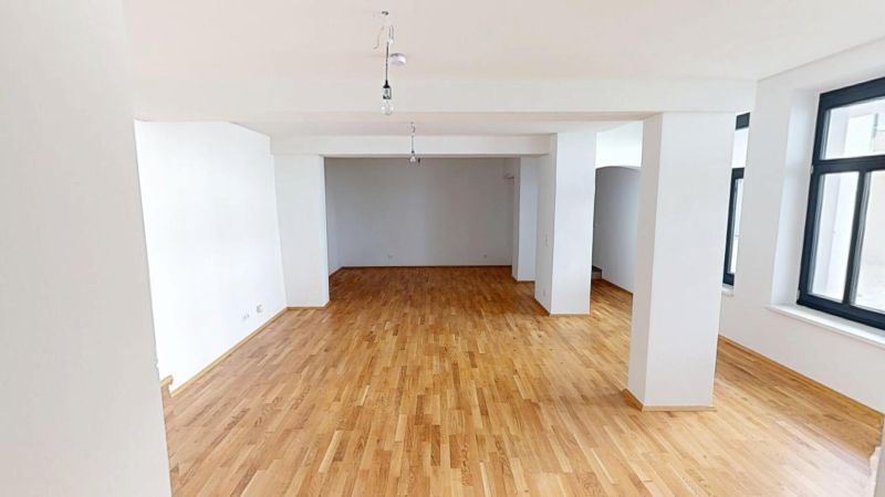 Moderne Erdgeschosswohnung mit eleganter Fensterfront /  / 8020 Graz / Bild 1