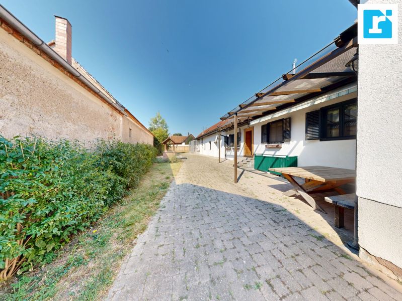 Ein Haus f�r viele Ideen ? gro�z�giges Wohnen mit Innenhof in D�rnbach /  / 7472&nbsp;D�rnbach im Burgenland / Bild 16