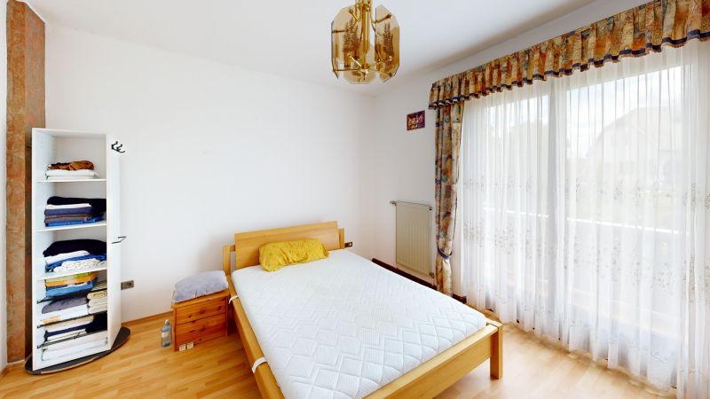 Gerumiges Mehrfamilienhaus mit neuem Heizsystem in Gttenbach: Samt Garten und viel Lagerflche! /  / 7536 Gttenbach / Bild 5