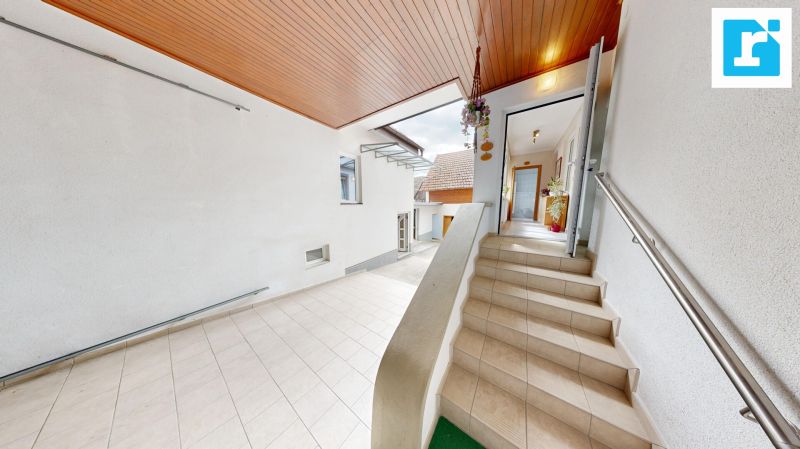 Zwei Wohneinheiten in Ruhelage ? Wohnhaus mit Obstgarten, Wald und vielseitigen Nebengeb�uden /  / 7435&nbsp;Holzschlag / Bild 2