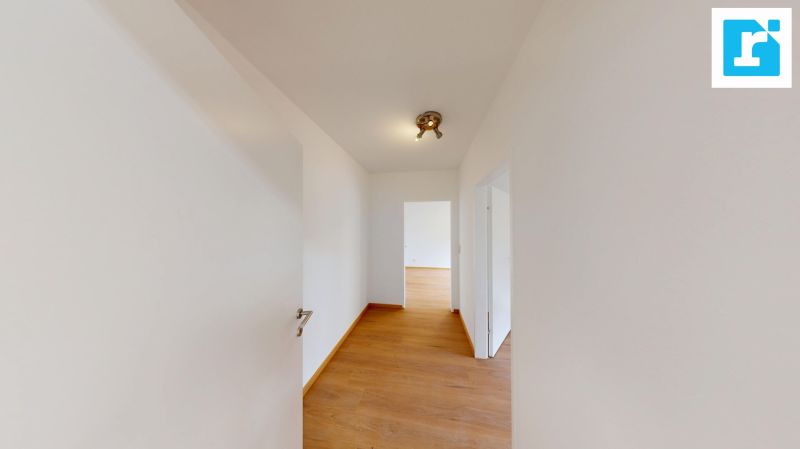 Gro�z�gige Wohnung mit zwei Balkonen in zentraler Lage von Pinkafeld und Garage /  / 7423&nbsp;Pinkafeld / Bild 6