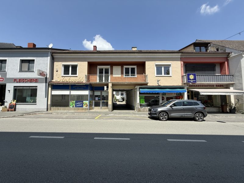 Stadthaus in Rechnitz! Bestehend aus einer Stadtwohnung und einem vermieteten Gewerbelokal im Erdgeschoß! / / 7471 Rechnitz / Bild 3