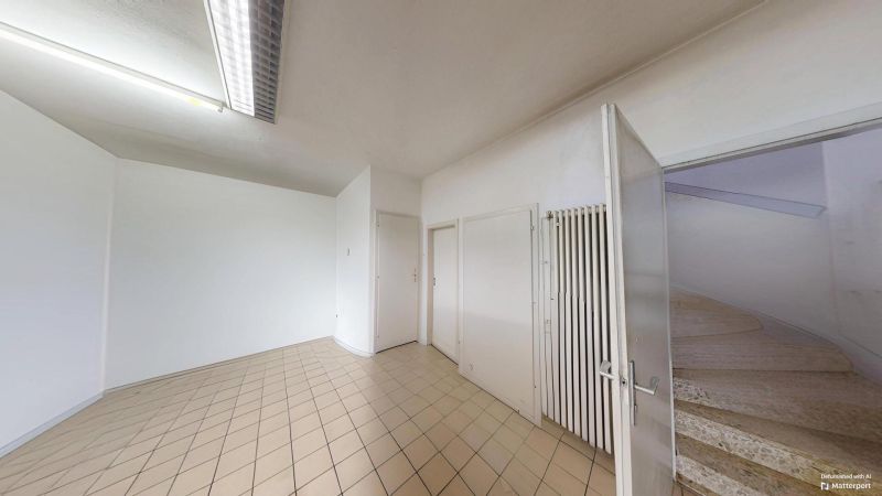 Stadthaus in Rechnitz! Bestehend aus einer Stadtwohnung und einem vermieteten Gewerbelokal im Erdgeschoß! / / 7471 Rechnitz / Bild 0