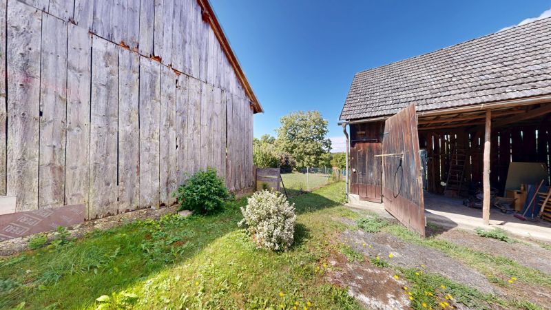 Gerumiges Mehrfamilienhaus mit neuem Heizsystem in Gttenbach: Samt Garten und viel Lagerflche! /  / 7536 Gttenbach / Bild 3