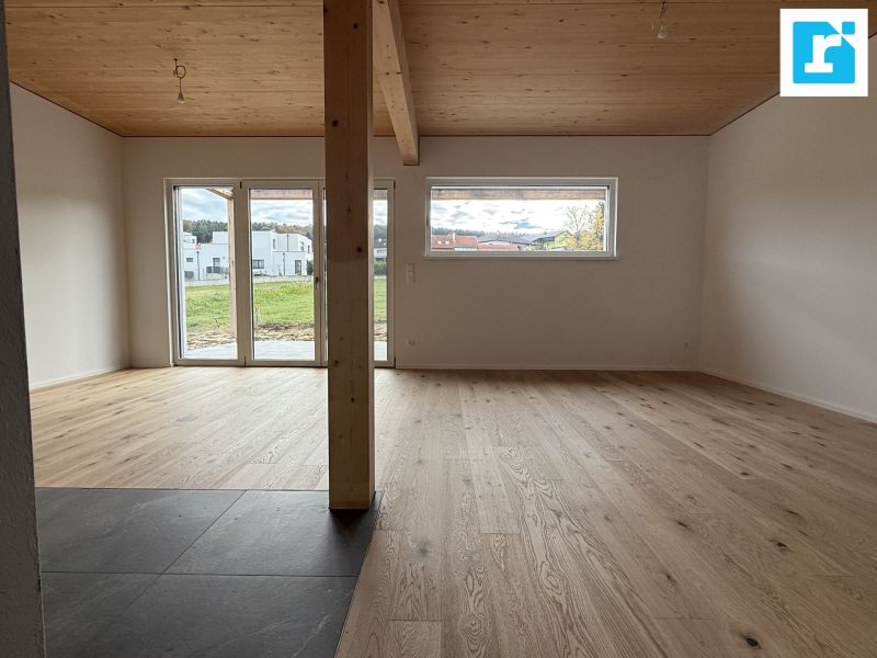 Familienwohnung zur MIETE in Rotenturm mit Garten inkl. Stellplatz