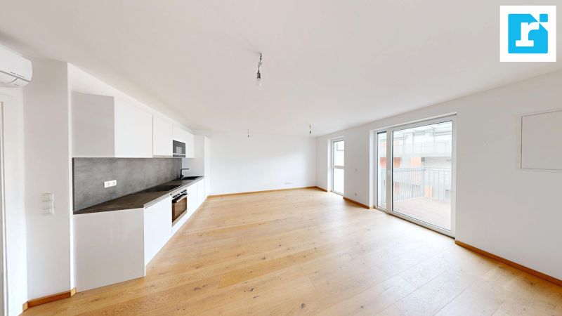 Wohnen mit Weitblick: Neuwertige Dachgeschosswohnung mit Balkon in Wien-Brigittenau /  / 1200&nbsp;Wien / Bild 1