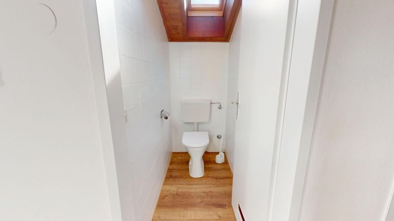 INVESTMENT - Frisch renovierte, vermietete 2-Zimmer-Dachgeschosswohnung in Werfen mit Bergblick /  / 5450&nbsp;Werfen / Bild 1