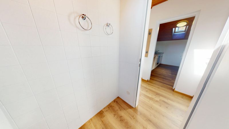 Frisch renovierte & gemtliche 2-Zimmer-Dachgeschosswohnung in Werfen mit Blick in die Berge - Ski amad /  / 5450 Werfen / Bild 3