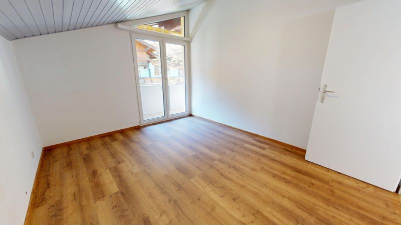 INVESTMENT - Frisch renovierte, vermietete 2-Zimmer-Dachgeschosswohnung in Werfen mit Bergblick /  / 5450&nbsp;Werfen / Bild 2