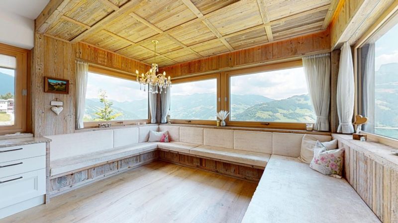 Luxus trifft Alpenblick: 
Hochwertiges Mehrfamilienhaus 
mit Sauna und spektakul�rer Aussicht ? Zillertal / Tirol /  / 6283&nbsp;Hippach-Schwendberg / Bild 4