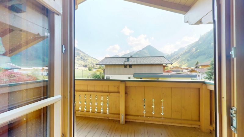 Wohnen, wo Natur auf Wohnkomfort trifft - hochwertiges Vollholzhaus im Herzen des Raurisertales /  / 5661&nbsp;Rauris / Bild 3