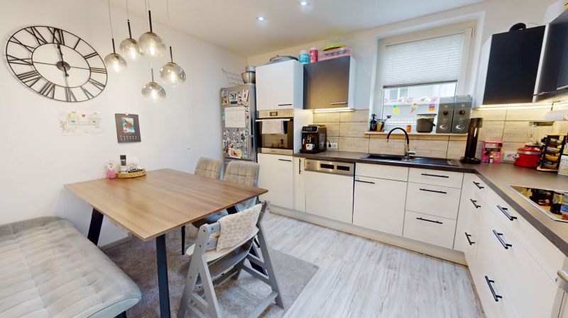 Wohngl�ck mit Ofenw�rme & Sonnenbalkon - Modernisierte 3-Zimmer-Balkonwohnung in Saalfelden /  / 5760&nbsp;Saalfelden am Steinernen Meer / Bild 3