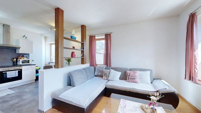 Helle 2-Zimmer-Wohnung mit optimaler Raumstruktur in begehrter, zentrumsnaher Lage von Saalfelden / / 5760 Saalfelden am Steinernen Meer / Bild 1