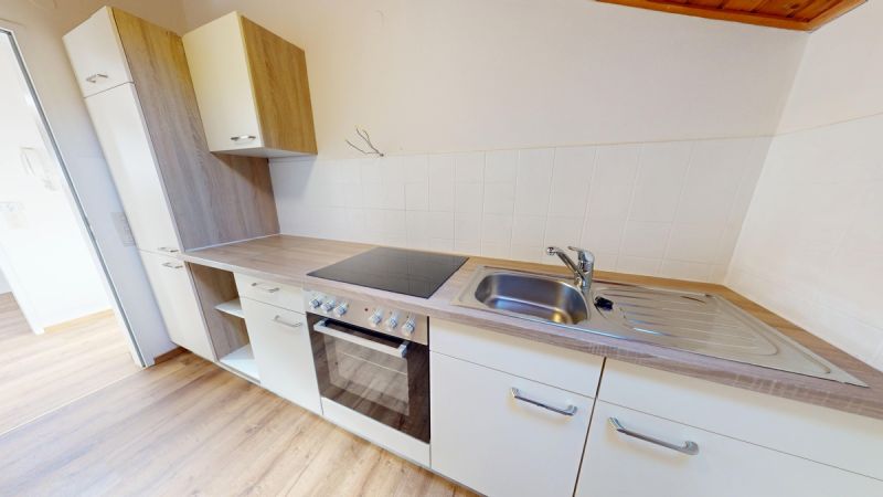 INVESTMENT - Frisch renovierte, vermietete 2-Zimmer-Dachgeschosswohnung in Werfen mit Bergblick /  / 5450&nbsp;Werfen / Bild 5