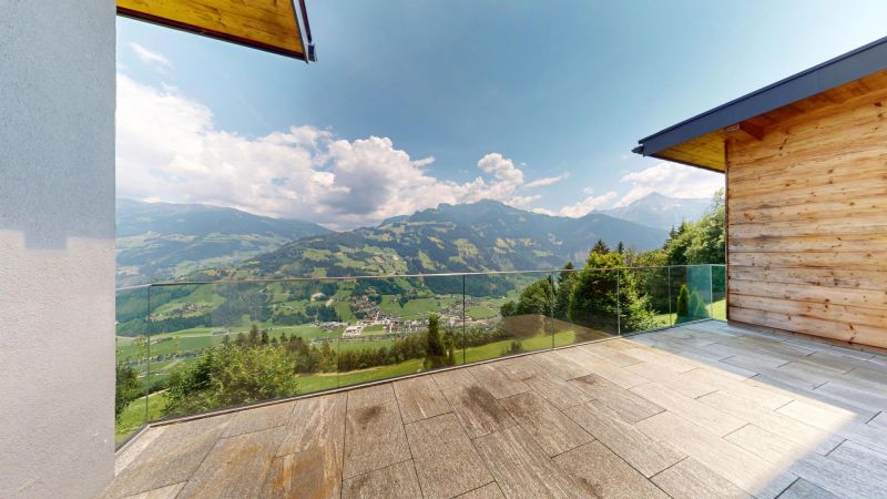 Luxus trifft Alpenblick: 
Hochwertiges Mehrfamilienhaus 
mit Sauna und spektakul�rer Aussicht ? Zillertal / Tirol /  / 6283&nbsp;Hippach-Schwendberg / Bild 9