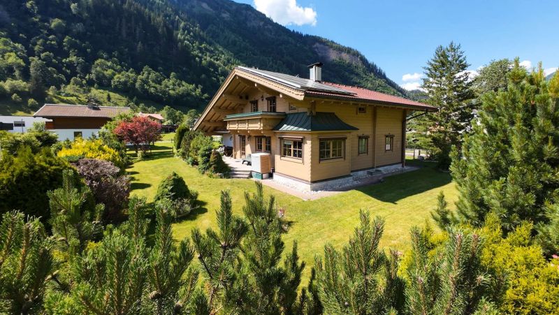 Wohnen, wo Natur auf Wohnkomfort trifft - hochwertiges Vollholzhaus im Herzen des Raurisertales