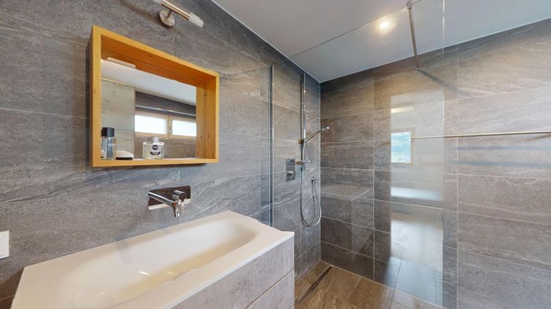 Luxus trifft Alpenblick: 
Hochwertiges Mehrfamilienhaus 
mit Sauna und spektakul�rer Aussicht ? Zillertal / Tirol /  / 6283&nbsp;Hippach-Schwendberg / Bild 12