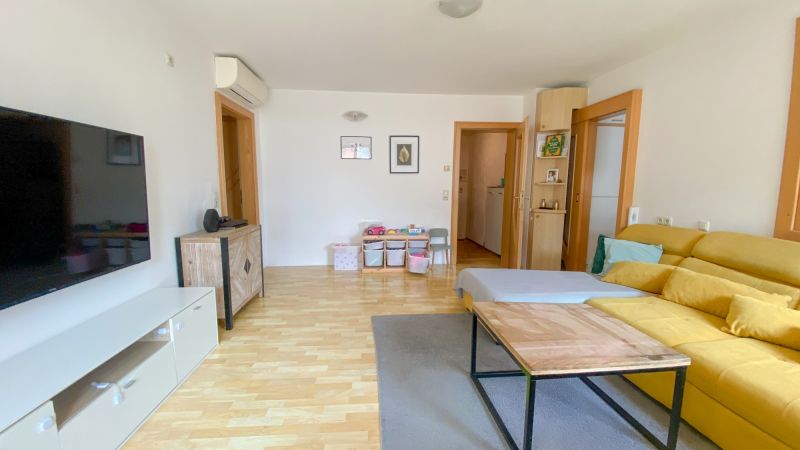 Gro�z�gige 5-Zimmer-Wohnung mit gem�tlichem Wintergarten im Stadtzentrum von St. Johann im Pongau /  / 5600&nbsp;St. Johann im Pongau / Bild 2