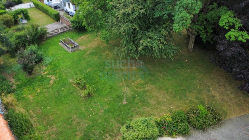 Idyllisches Traumgrundst�ck in ruhiger Siedlungslage