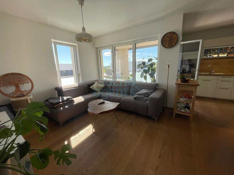 barrierefreie 3-Zimmer Neubau- Wohnung mit Loggia und Tiefgarage /  / 4614 Marchtrenk / Bild 1