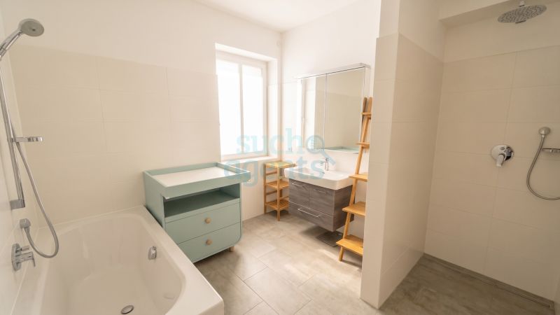 moderne 3 Zimmer-Wohnung mit großem Südbalkon und ca. 82 m2 Wohnfläche / / 4221 Steyregg / Bild 4