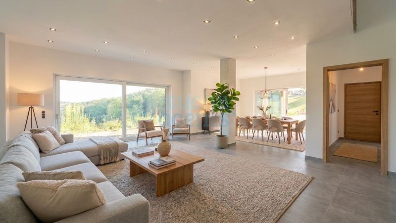 Traumhaus zum Fertigstellen ? Belagsfertiger Neubau mit Pool und Panoramablick auf ca. 3000 m2 Grund /  / 8504&nbsp;Zwaring / Bild 3