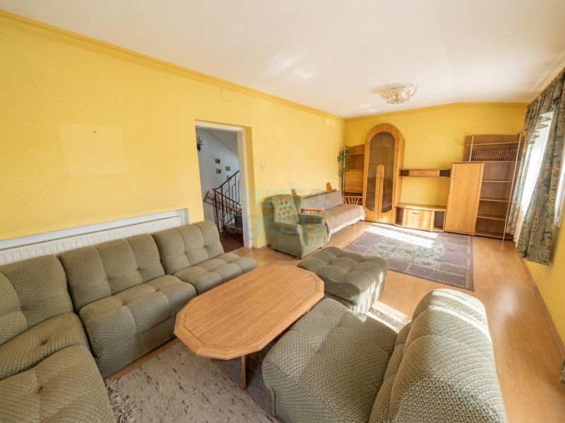 Wohnen im Gr�nen ? Viel Platz, sch�ner Garten und ruhige Lage /  / 8253&nbsp;Arzberg / Bild 3