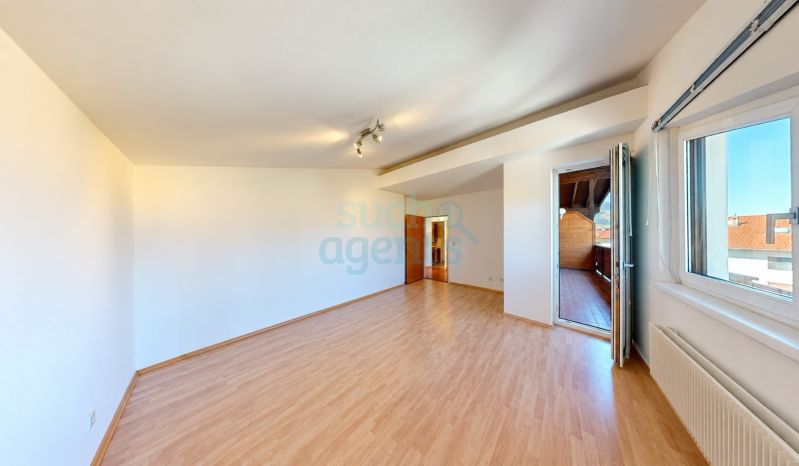 Neuer Preis - Axams ? Gepflegte 2-Zimmer-Dachgeschosswohnung mit Nordkettenblick