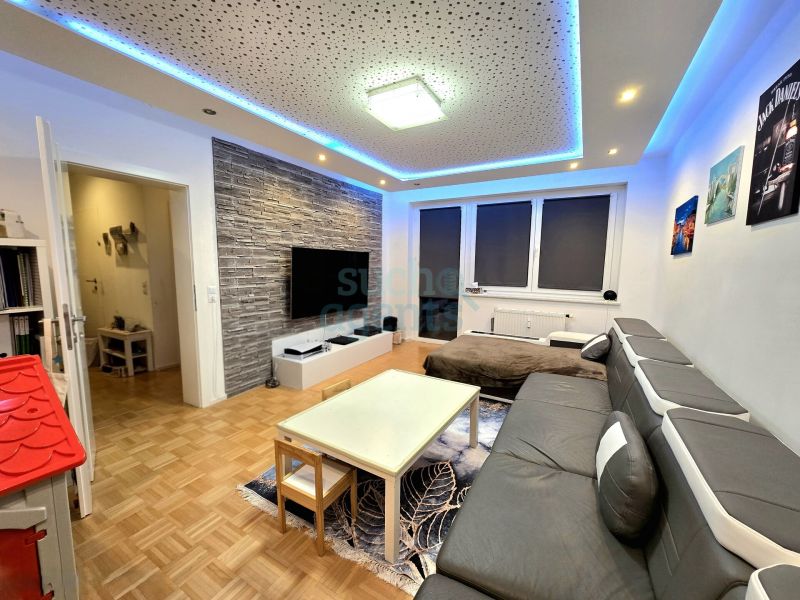 Neuer Preis! Einziehen & genieen ? barrierefreie renovierte 3-Zimmer-Wohnung mit Carport & Loggia