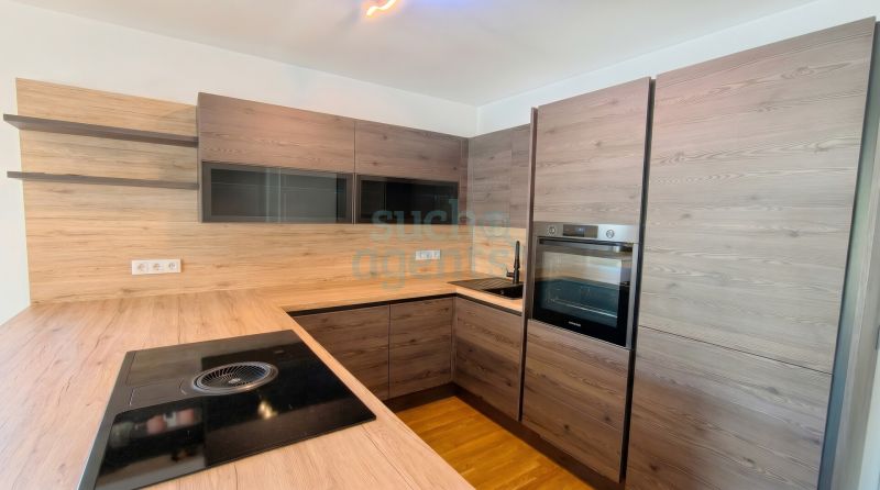 Moderne Doppelhaush�lfte mit Garten, Carport, Balkon und offener Wohnk�che /  / 2752&nbsp;W�llersdorf / Bild 1