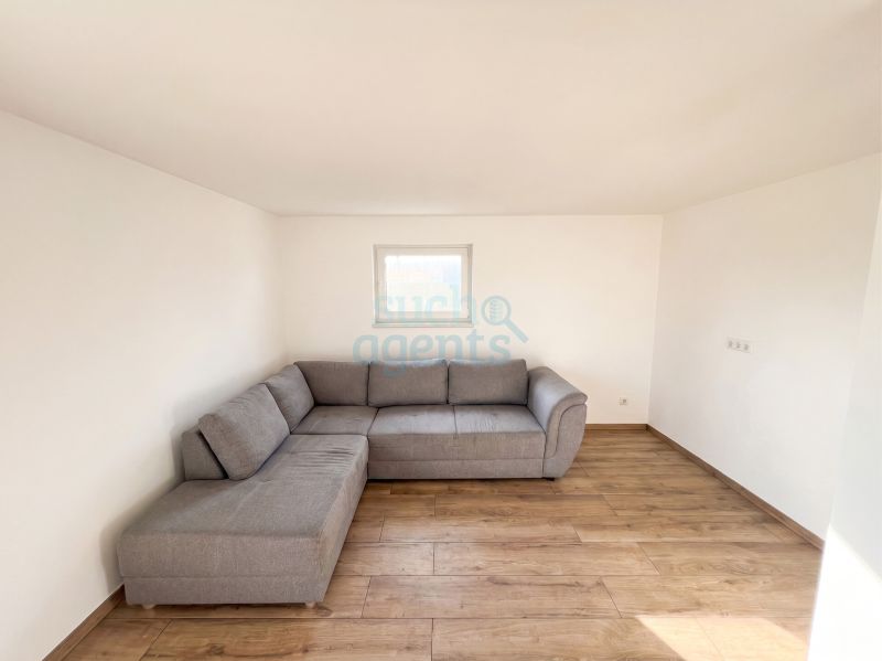 Kompaktes Traumhaus mit Pool, gro�z�gigem Garten und zwei Stellpl�tzen /  / 4303&nbsp;St. Pantaleon / Bild 2