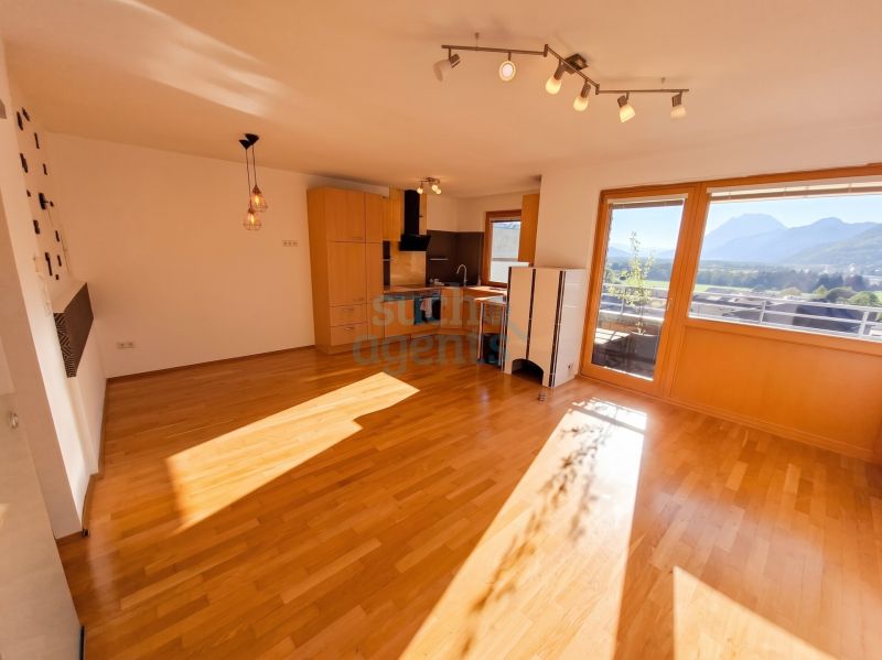 Lichtdurchflutete 4-Zimmer-Wohnung mit traumhaftem Ausblick, 2 Loggien & 2 Tiefgaragenpl�tzen /  / 8940&nbsp;Liezen / Bild 1