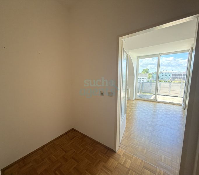 Helle 2-Zimmer-Wohnung mit Balkon in Traun-St. Dionysen / / 4050 Traun / Bild 3