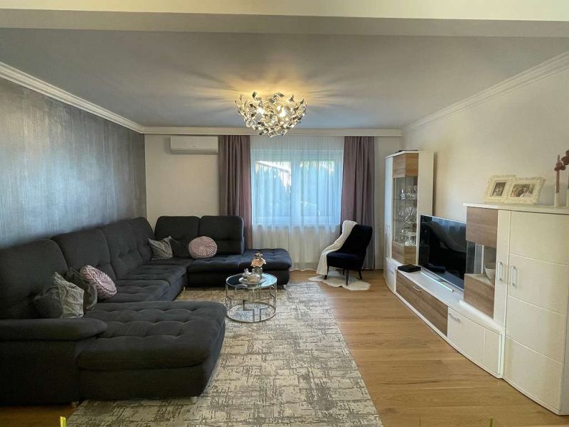 Top ausgestattetes Ein- bis Zweifamilienhaus mit Pool und Klima! /  / 8073 Feldkirchen bei Graz / Bild 4