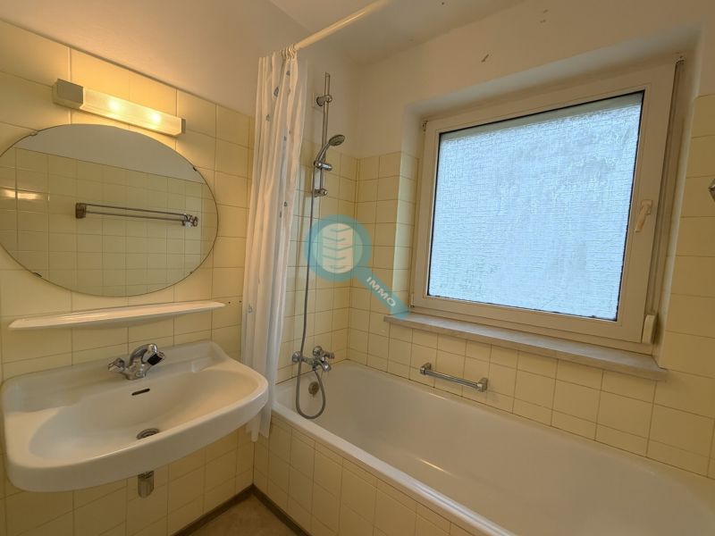 Gepflegte 3-Zimmer-Wohnung mit Stellplatz und Potenzial / / 4724 Neukirchen am Walde / Bild 4