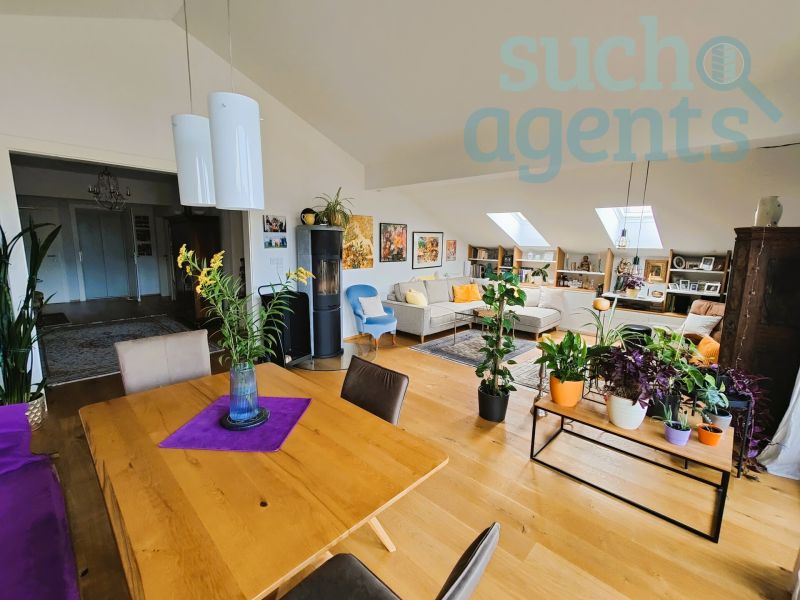 Exklusive Wohnung mit Panoramablick, Lift direkt in die Wohnung & erstklassiger Ausstattung /  / 4893 Zell am Moos / Bild 2