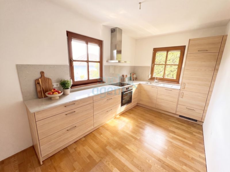 Gepflegtes Familienhaus mit traumhaftem Garten und viel Platz /  / 4540&nbsp;Bad Hall / Bild 1