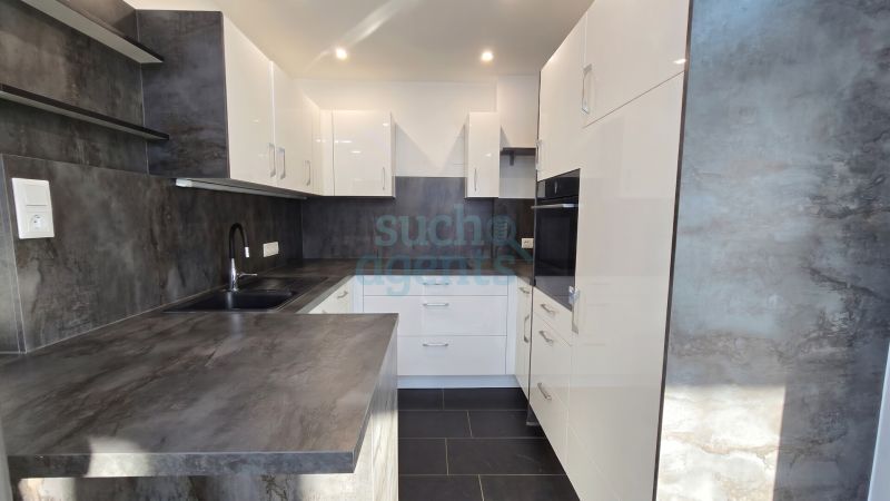 Gro�z�gig & Hell - modernisierte 4-Zimmer-Maisonette mit Westloggia und Lift | N�he Klinikum /  / 4600&nbsp;Wels / Bild 2